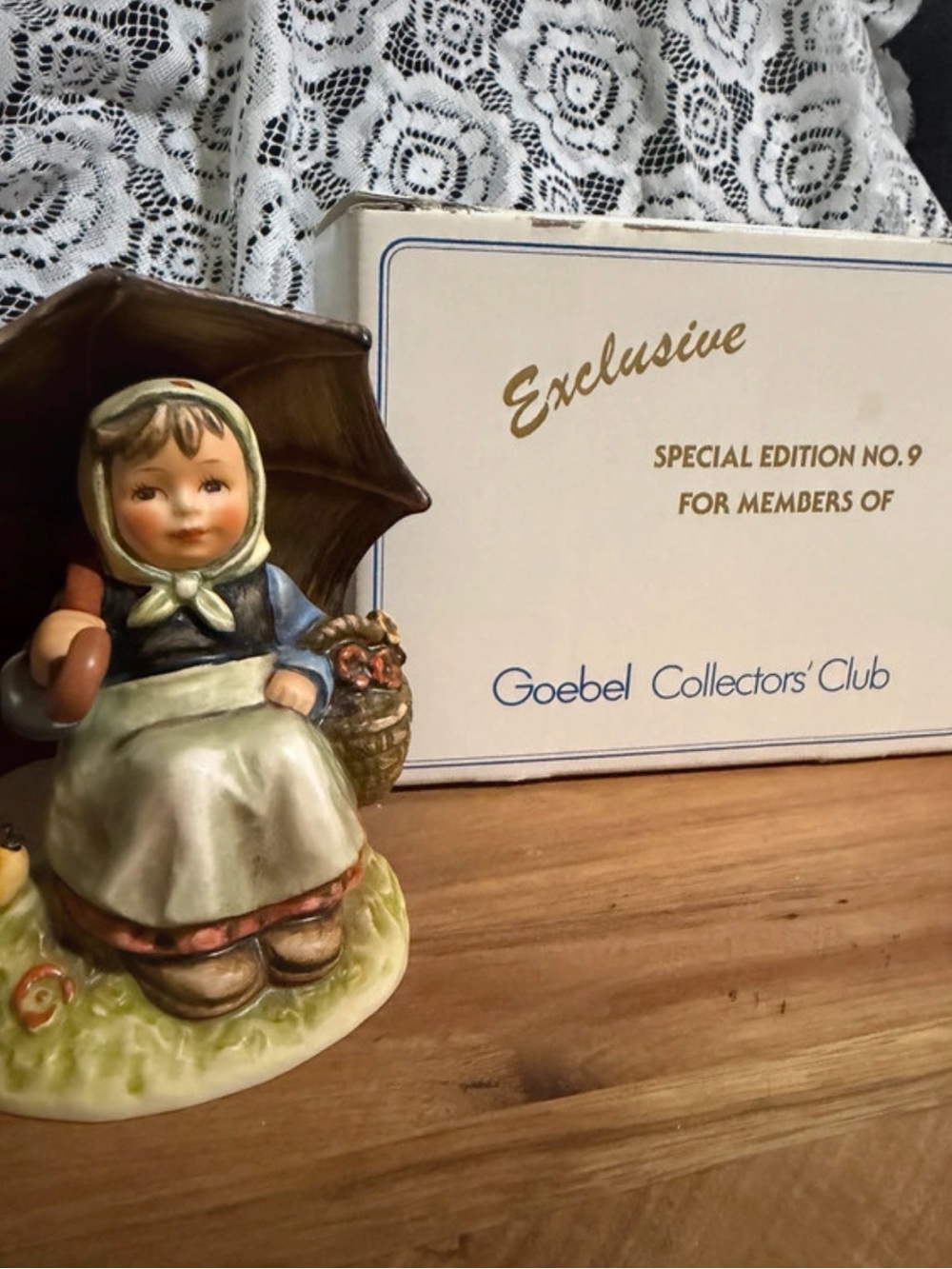 Goebel Hummel Collectors Club No. 9 - In Original Box
